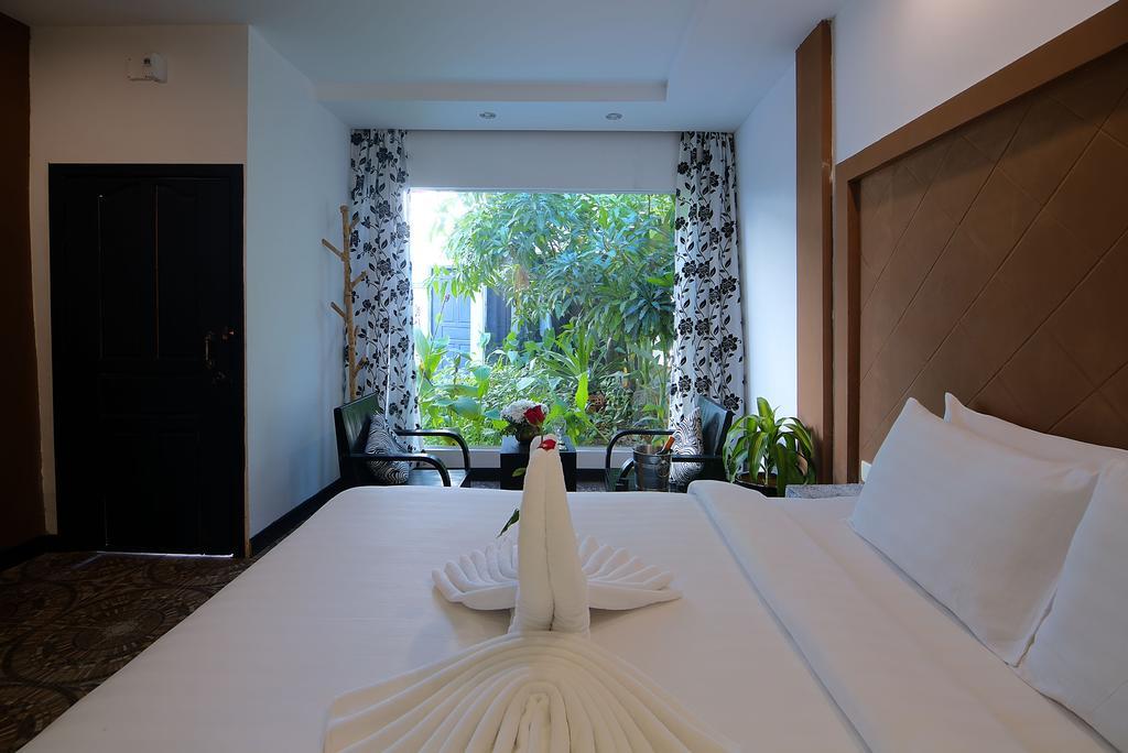 Fancy Boutique Villa Hotel Siem Reap Buitenkant foto