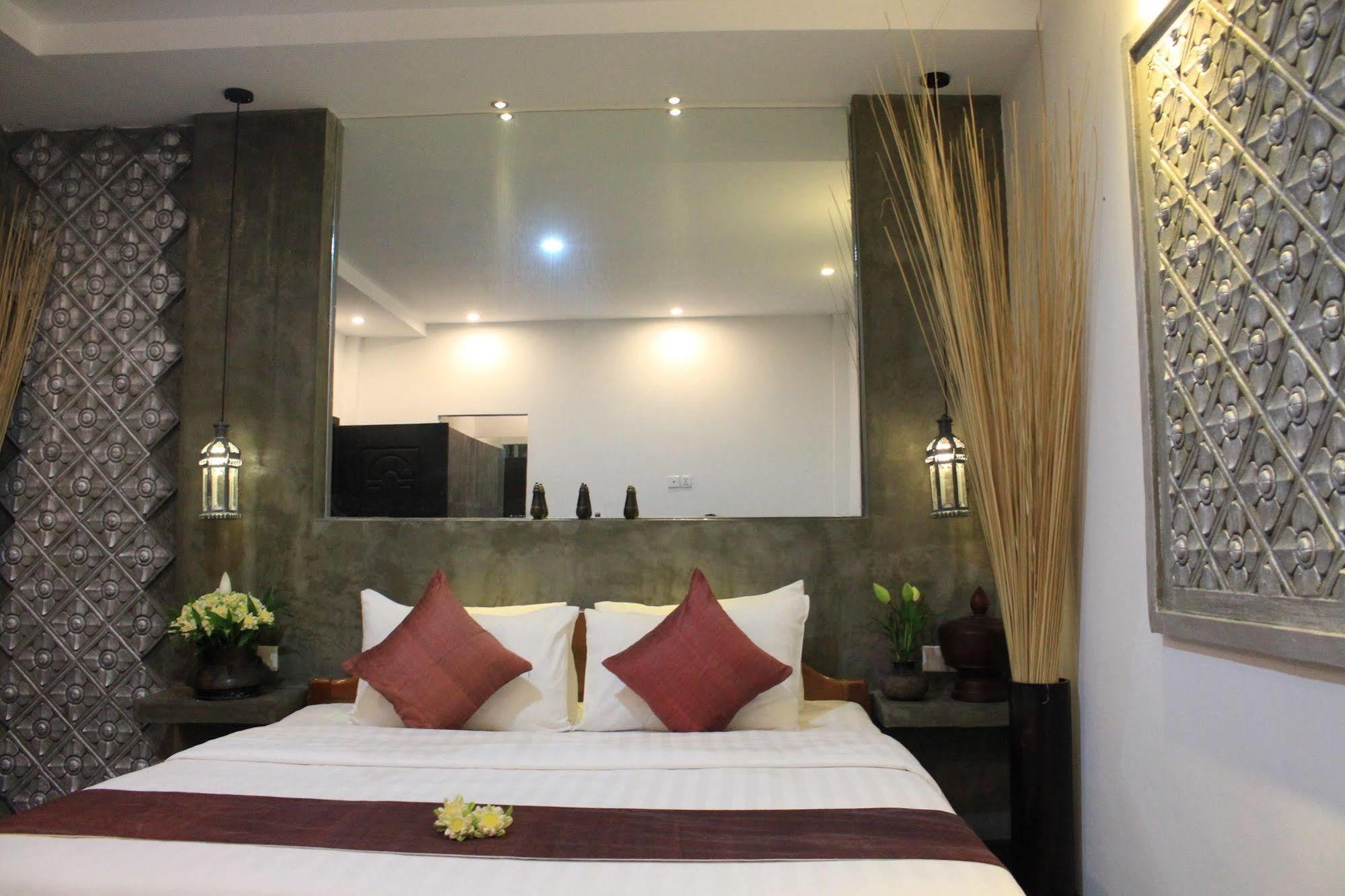 Fancy Boutique Villa Hotel Siem Reap Buitenkant foto