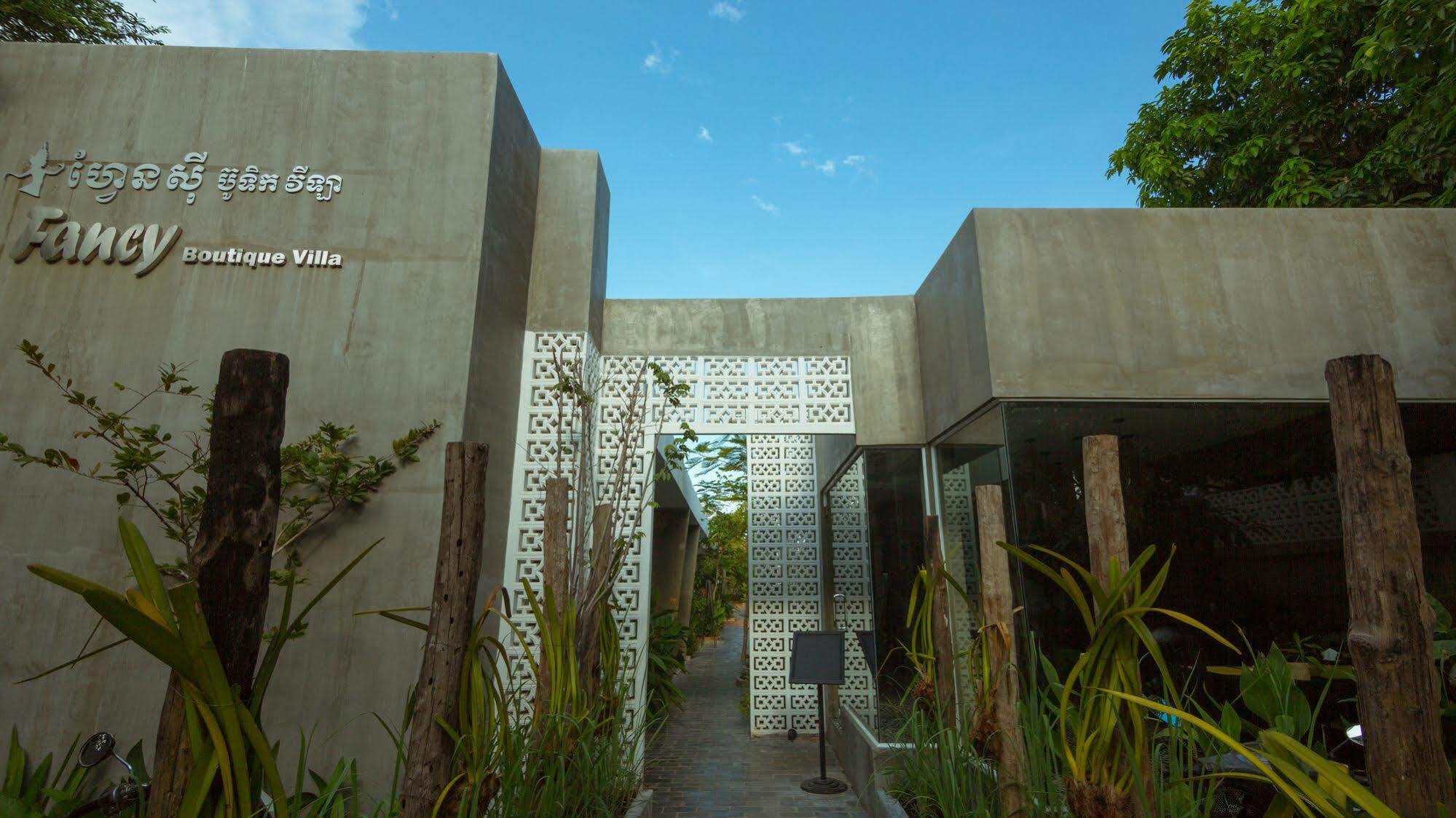 Fancy Boutique Villa Hotel Siem Reap Buitenkant foto