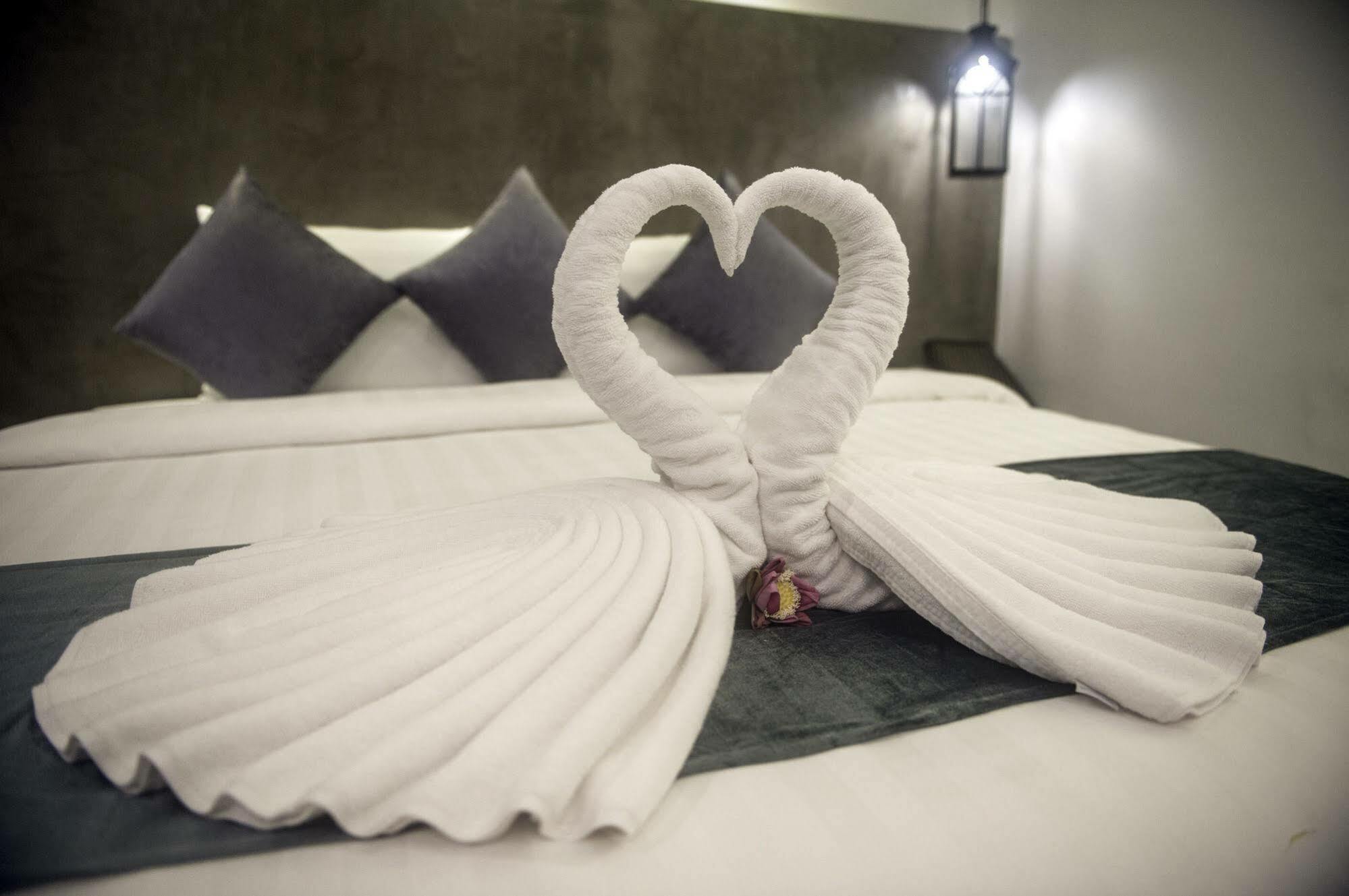 Fancy Boutique Villa Hotel Siem Reap Buitenkant foto