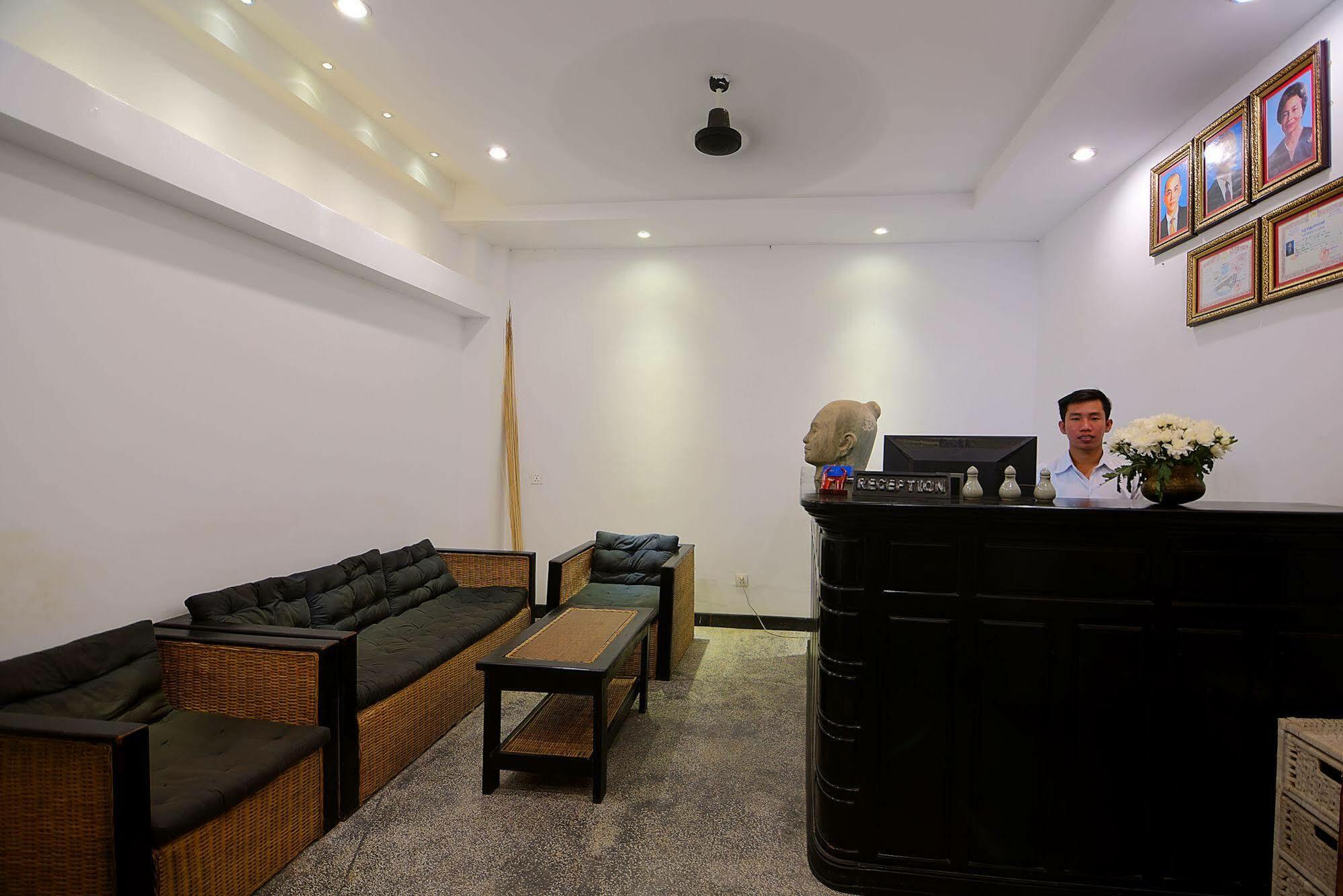 Fancy Boutique Villa Hotel Siem Reap Buitenkant foto